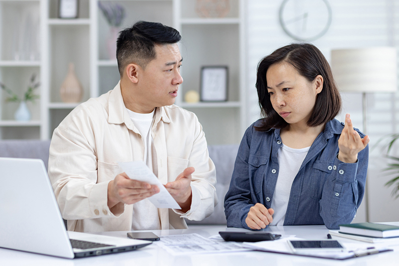 couple discussing finance